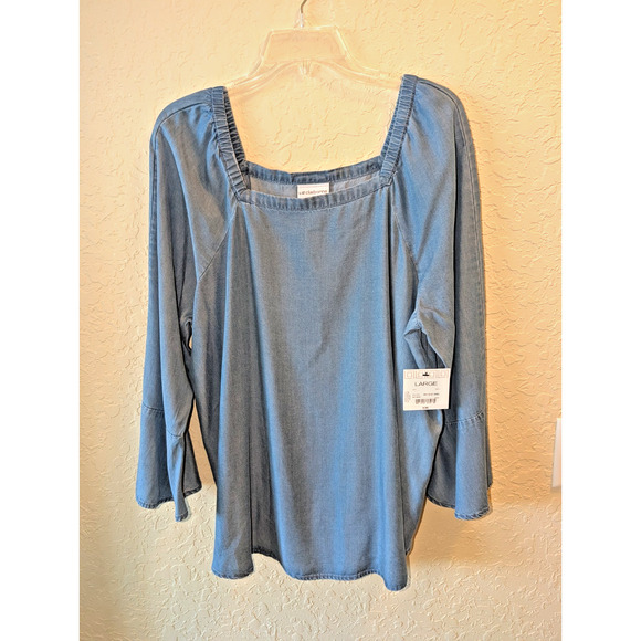 Liz Claiborne Soft Denim Look Shirt Women's Size Large Ruffled Bell Sleeve - Picture 1 of 5
